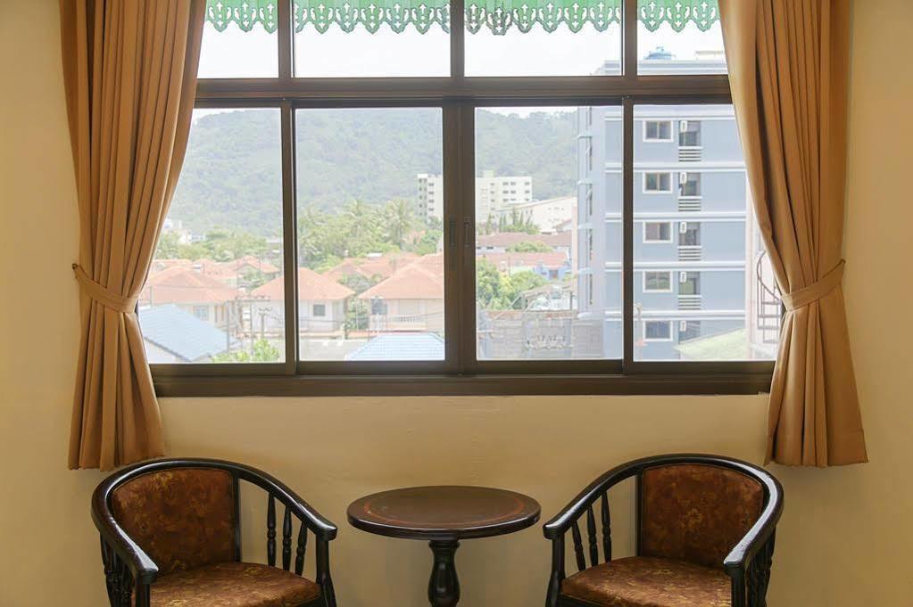 Hotel Magnific Patong Exterior foto